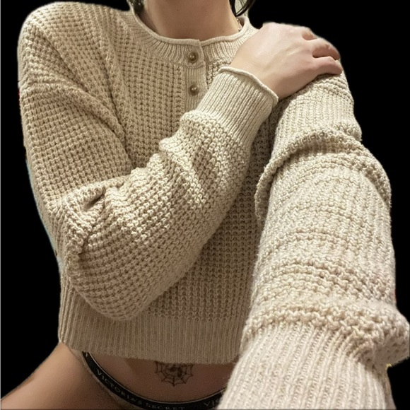 Aeropostale Womens Cropped A Pullover Sweater, 404, Medium